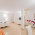 Casa Margherita Tra Charme E *