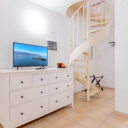 Casa Margherita Tra Charme E Apartment *