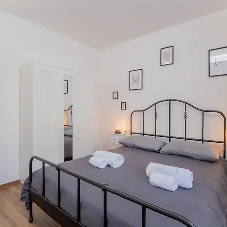 شقة Casa Margherita Tra Charme E Malpensa Self-check-in